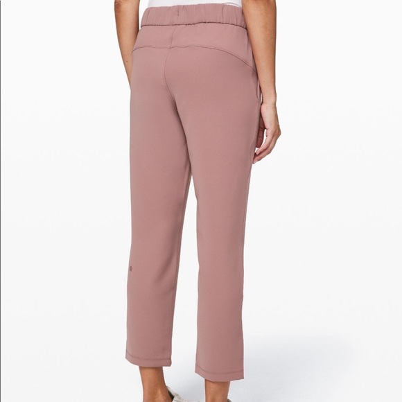 NWT on the fly lululemon - Picture 2 of 6